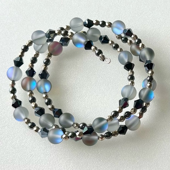 Iridescent Blue Glass Moonstone Bracelet on Memory Wire - Picture 4 of 8
